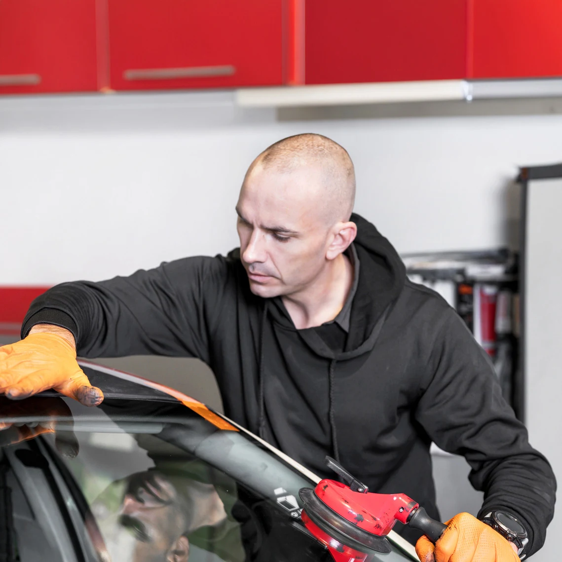 Reparatur einer Autoscheibe