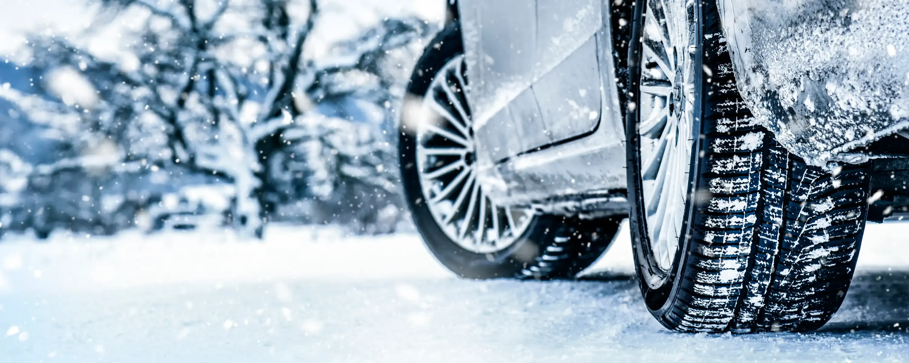 S-Direkt Ratgeber: Autofahren bei Eis und Schnee